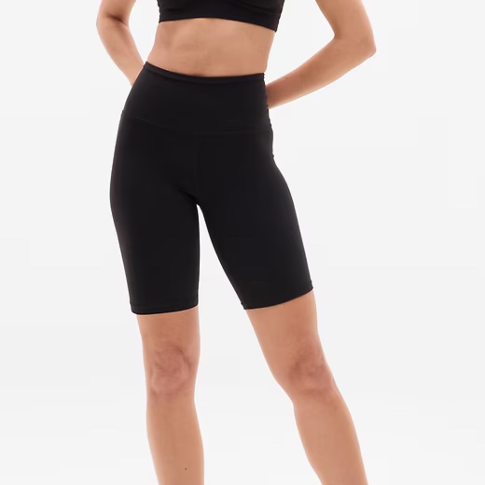 Athleta Elation Ultra High Rise 9" Short